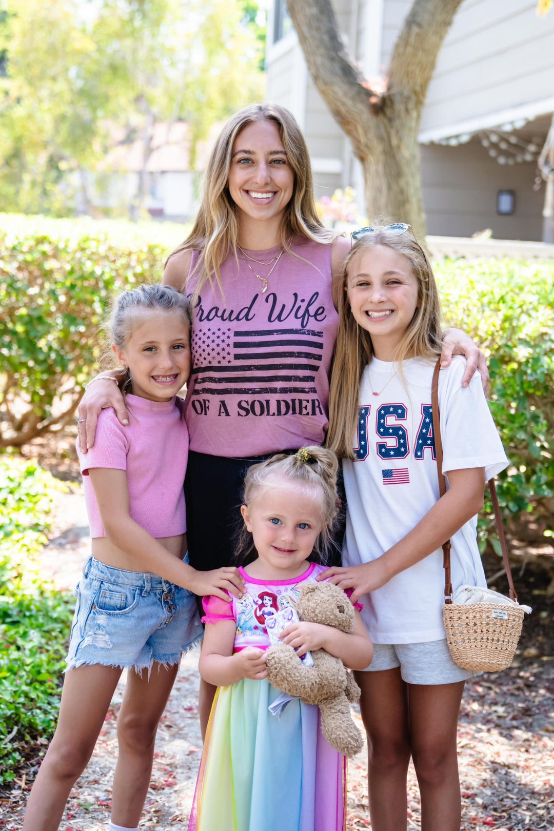 Proud Wife of a Soldier Muscle Tank (Vintage Rose)