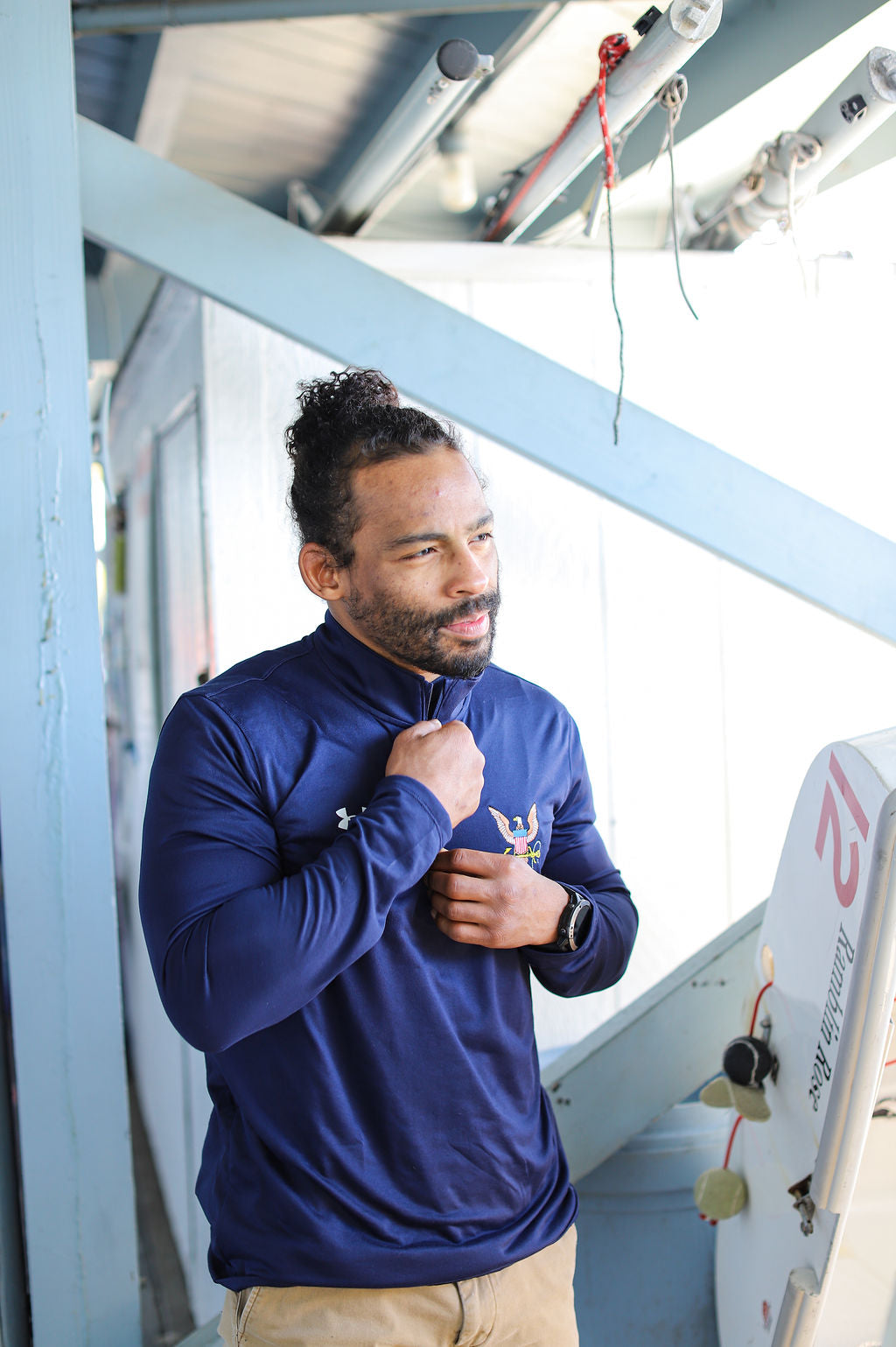 U.S. Navy Under Armour Performance Quarter Zip Pullover (Midnight Navy)