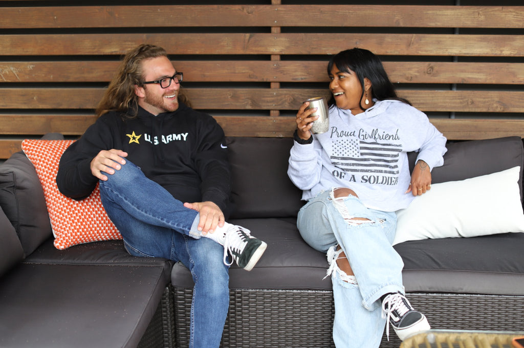 Proud Girlfriend of a Soldier Lightweight Crop Hoodie (Gray)