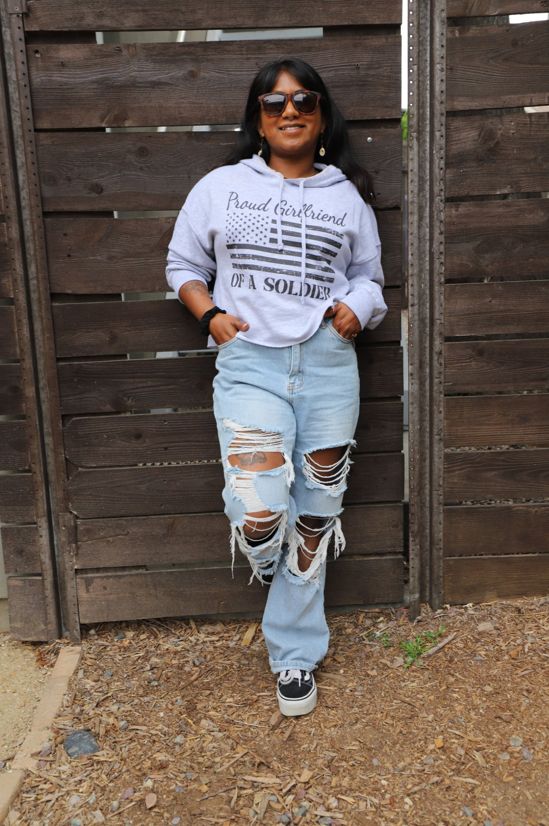 Proud Girlfriend of a Soldier Lightweight Crop Hoodie (Gray)